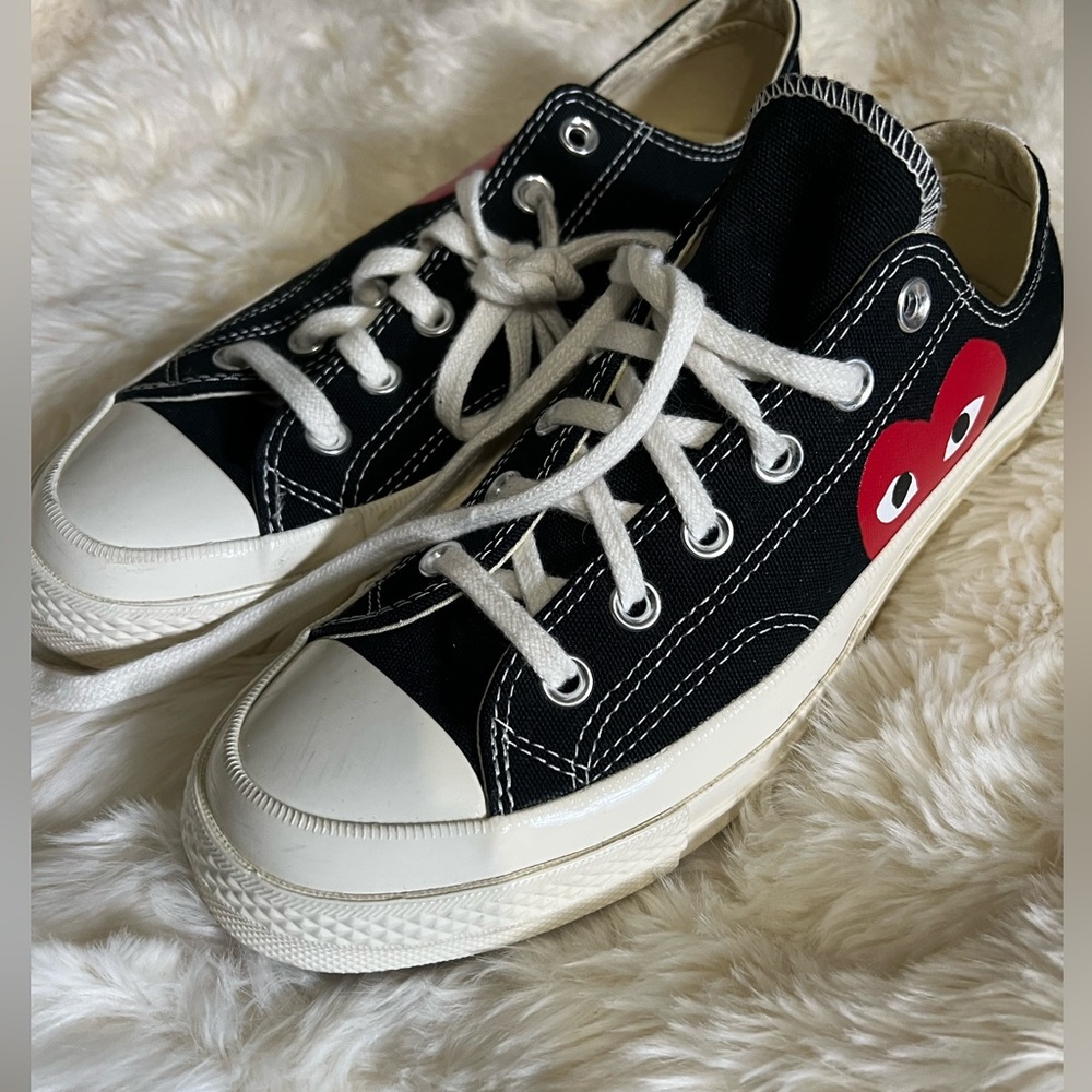 Used Comme des Garçons PLAY x Converse collaboration…